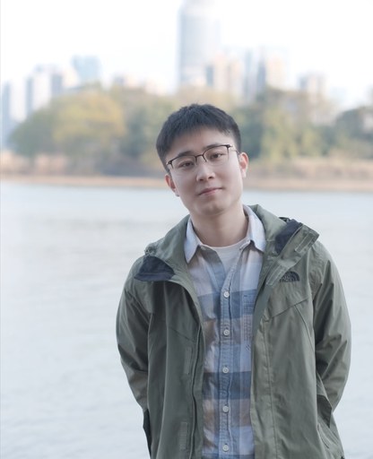 罗某某